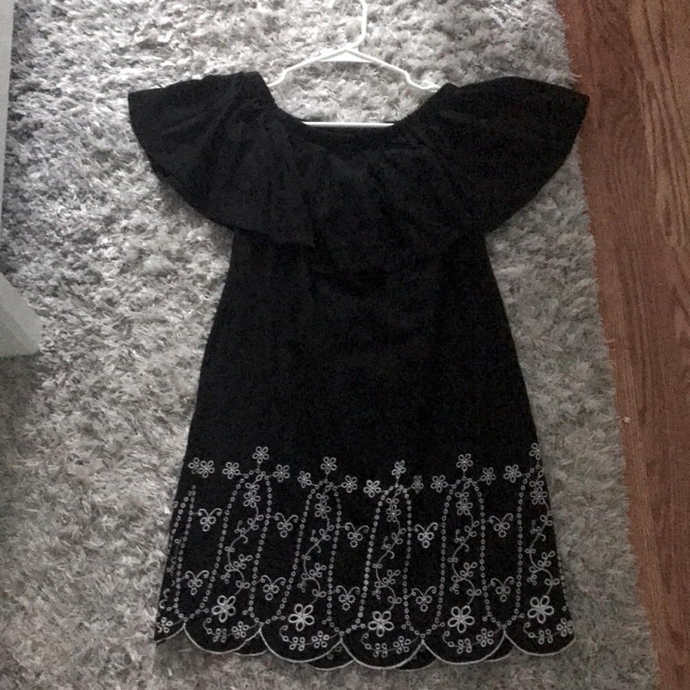 Old Navy Short Spanish Style Dress (Off the Shoulder)